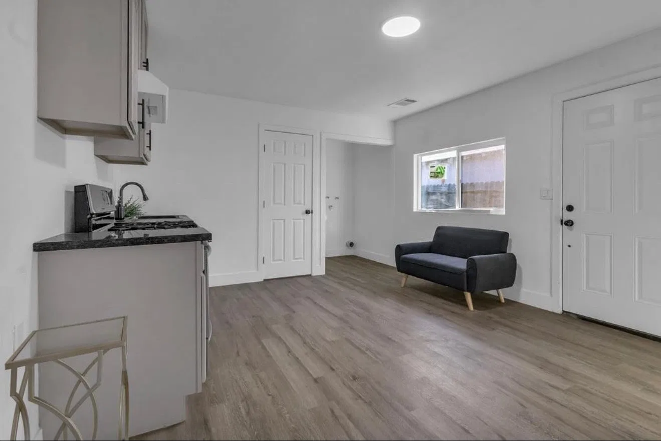 2 bed, $1,750 — Photo 2