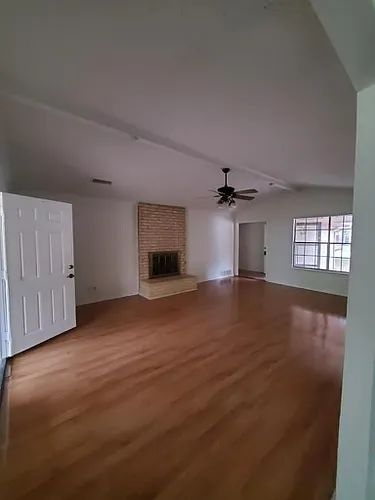 2723 Emerson Ln Photo 1