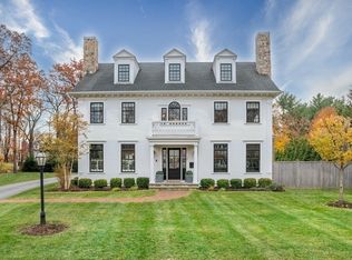 22 Oakridge Rd, Wellesley, MA 02481