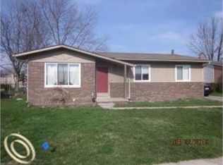 2010 S Cavalier Dr, Canton, MI 48188
