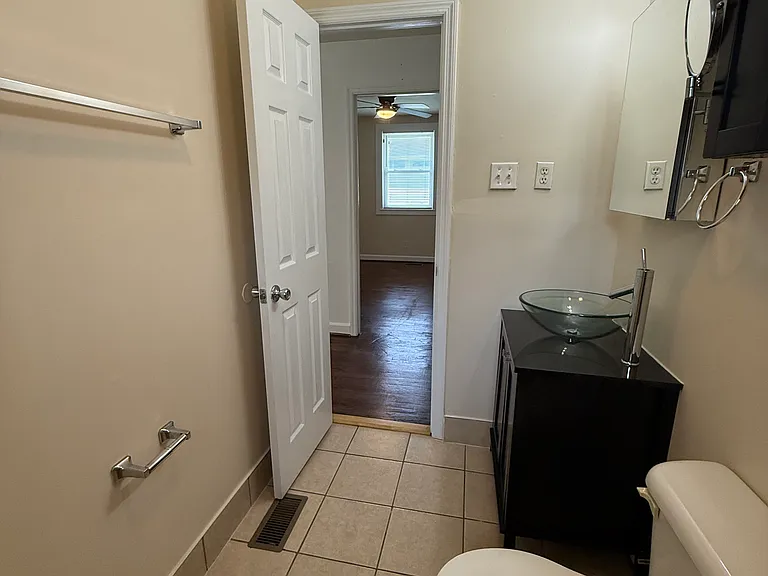 2615 Albion St — Photo 16