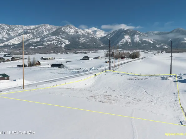 1 Ruckus Rd, Freedom, WY 83120