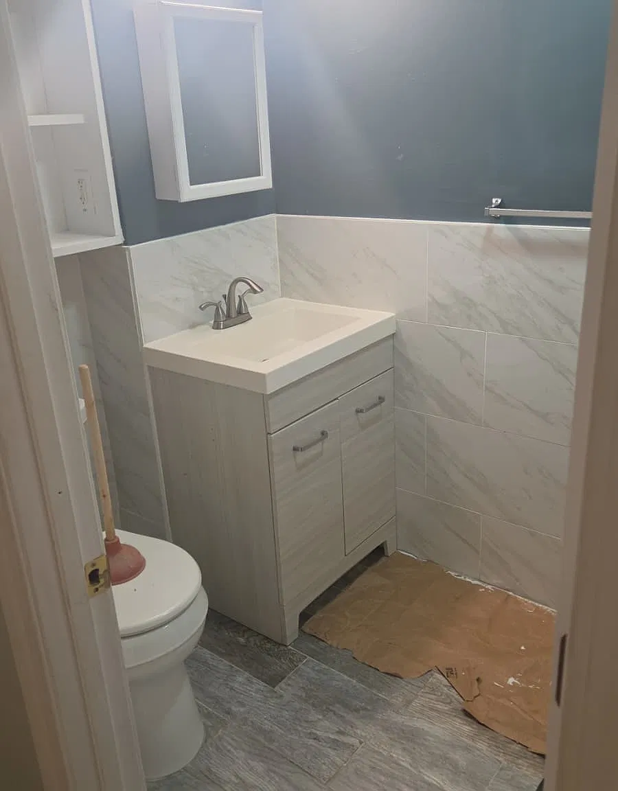 52 Lawrence St - 2 — Photo 2