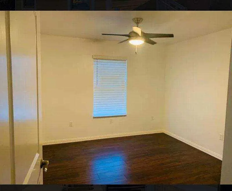 262 Hillside Dr — Photo 4