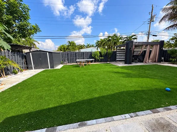 6115 Southgate Blvd, Margate, FL 33068