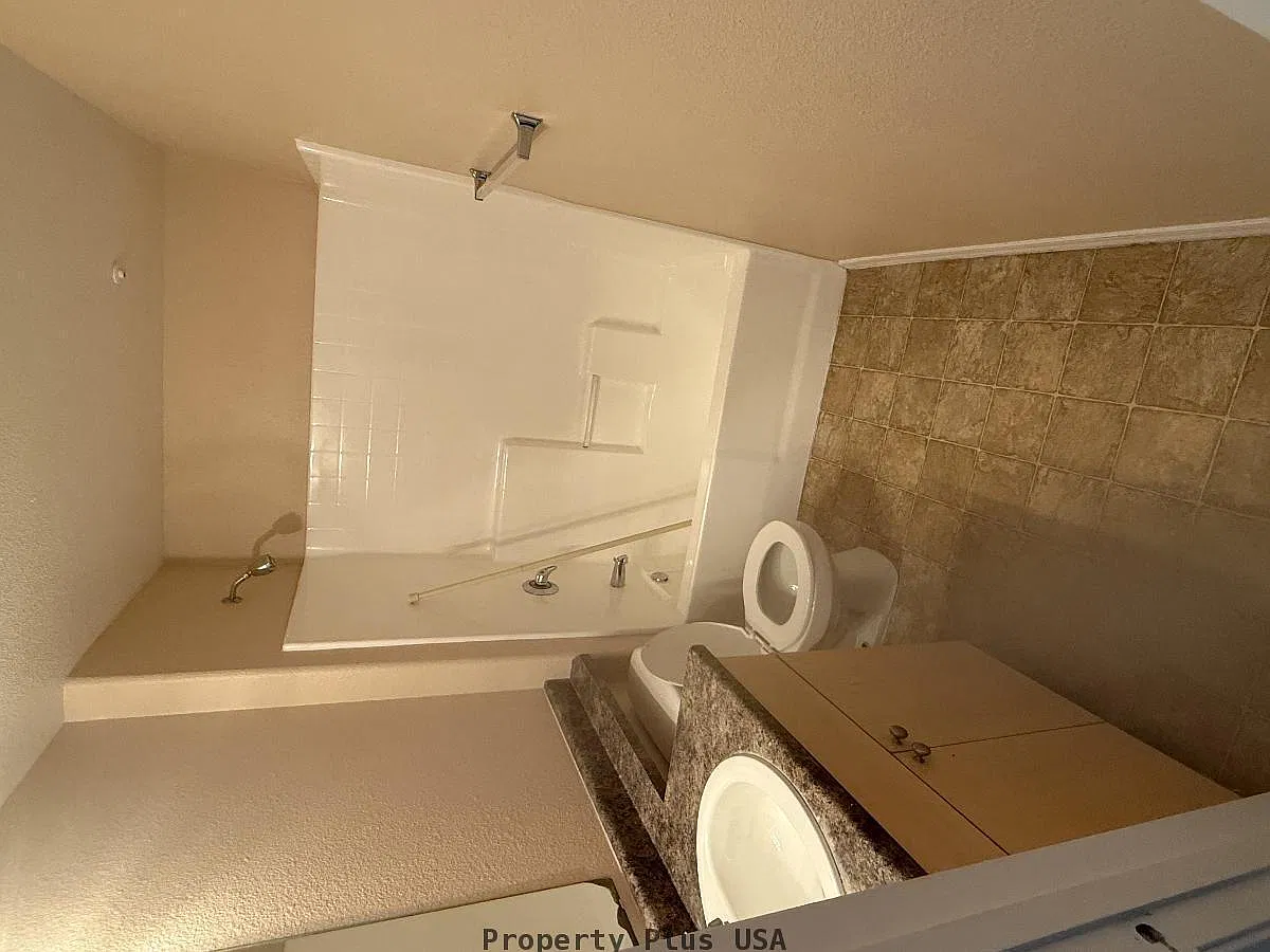 18416 N Cave Creek Rd — Photo 2