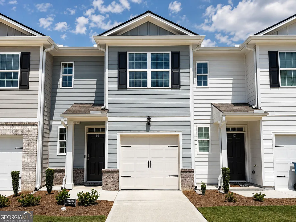 14 Silverbell Ln NW