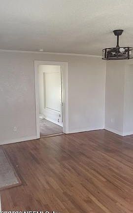 5th image of 3502 DELLWOOD Avenue