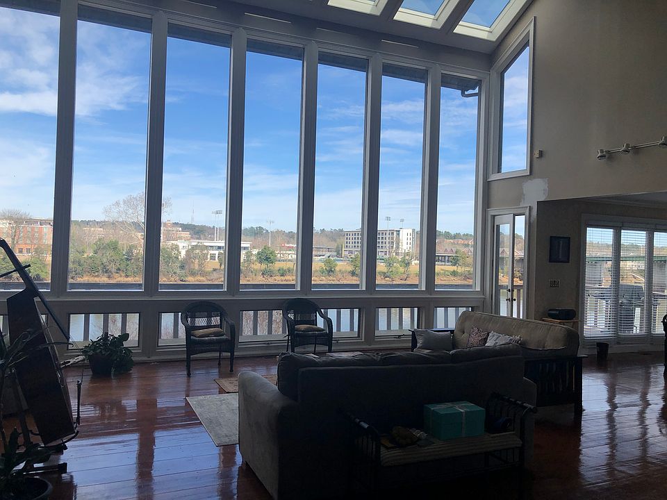 2nd image of 1329 Waters Edge Dr