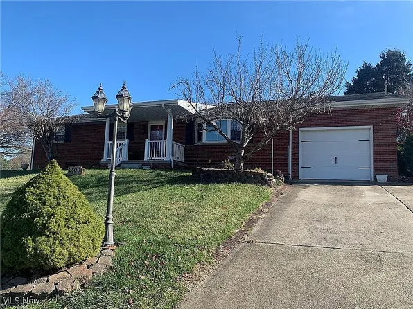 2509 Nash St, Parkersburg, WV 26101