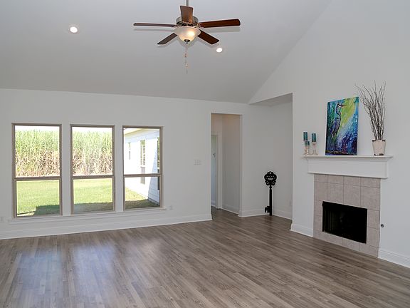 5th image of 311 Forest Grove Dr