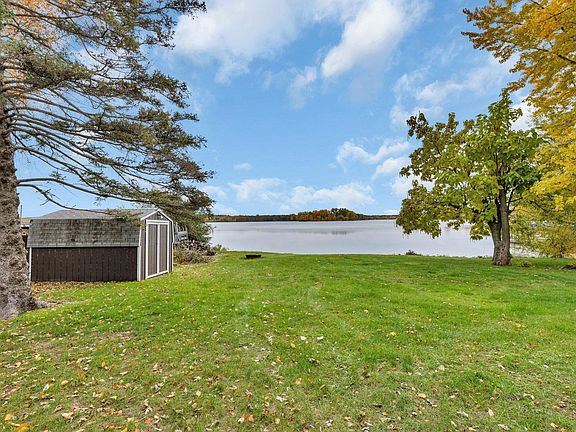 5th image of 10330 W Lake Rd