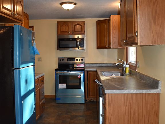 Kitchen, from dining nook