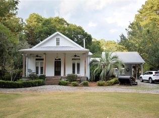 23203 Silver Springs Dr, Abita Springs, LA 70420