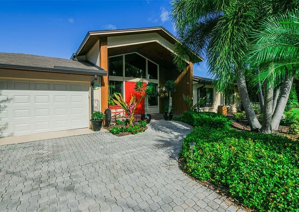 1st image of 433 Magellan Dr