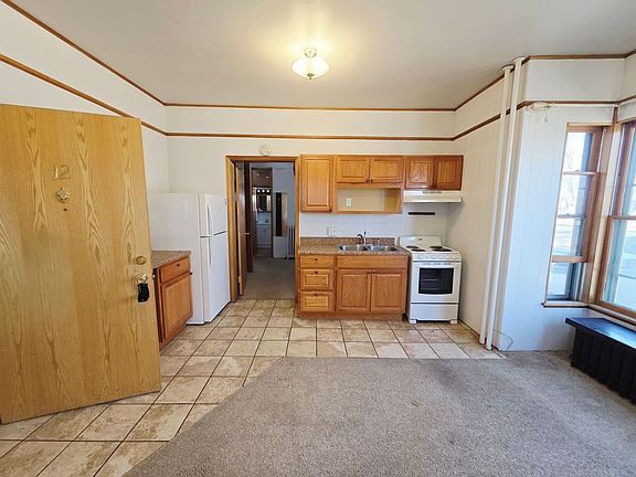 5th image of 1303 9th Ave APT 12