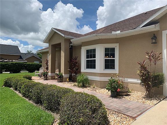 3rd image of 2410 Heron Ct