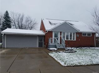 81 Robin Ln, Buffalo, NY 14224