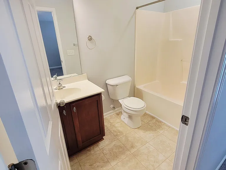 8827 Thornton Town Pl — Photo 11