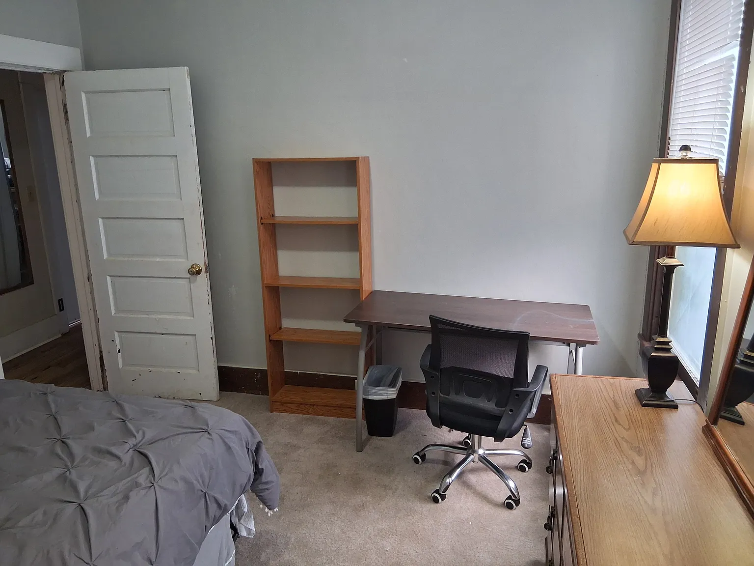 8 bed, 3400 sqft, $6,400 — Photo 4