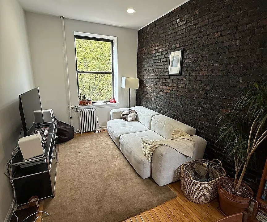 193 Bleecker St #8