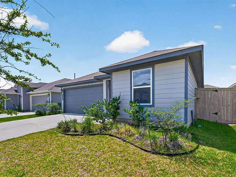 14556 Lily Plains Dr — Photo 4