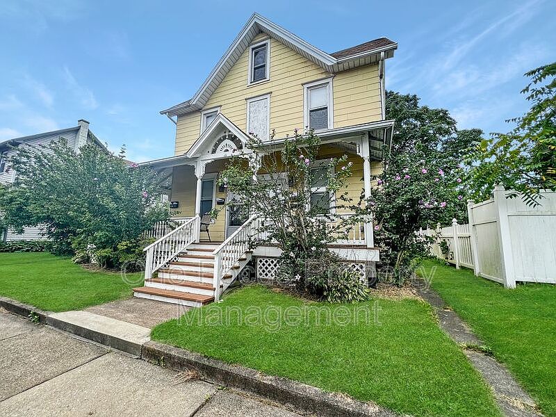 1st image of 504 Broad St