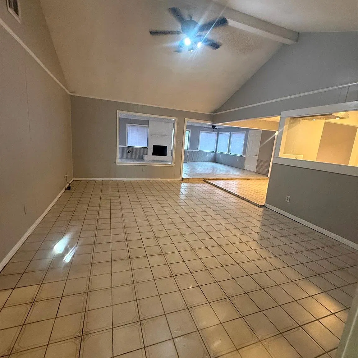 3 bed, 2.0 bath, 2030 sqft, $1,750 — Photo 3