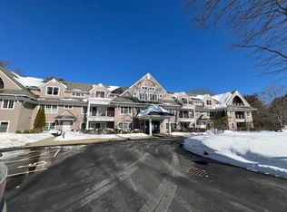 100 Shepards Cove Rd UNIT H305, Kittery, ME 03904