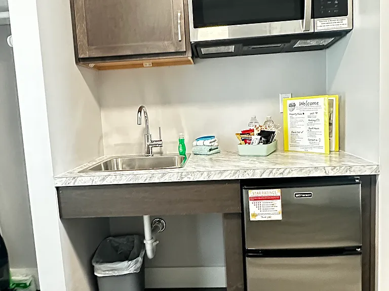 Kitchenette