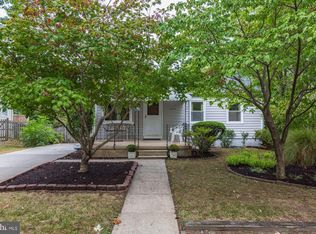 10220 Day Ave, Kensington, MD 20895