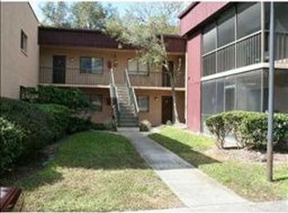 11710 Raintree Lake Ln APT B, Temple Terrace, FL 33617
