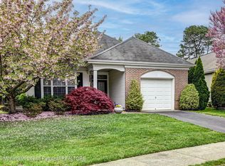 14 April Springs Ct, Lakewood, NJ 08701