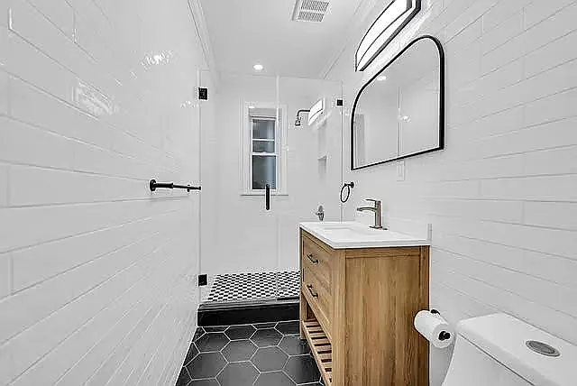 3127 Sedgwick Ave #GFL — Photo 2