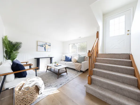 111 E Center St #6A, Clearfield, UT 84015