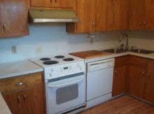 987 Cumberland Head Rd, Plattsburgh, NY 12901