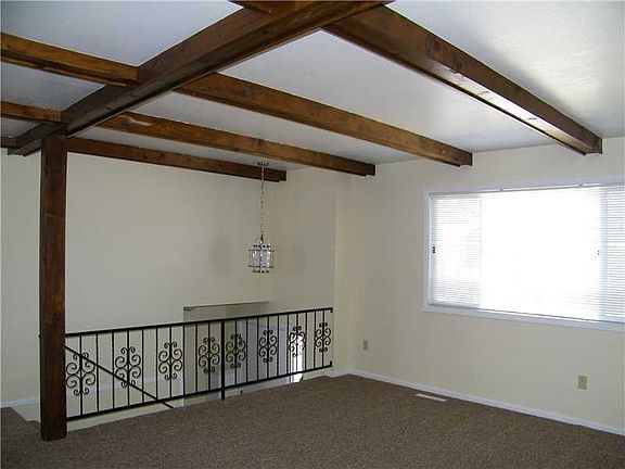 4th image of 1316 O'Malley Dr
