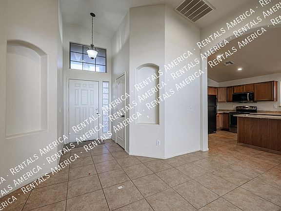 5th image of 4811 W Magdalena Ln