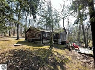 539 Eastwood Shrs, Traverse City, MI 49685