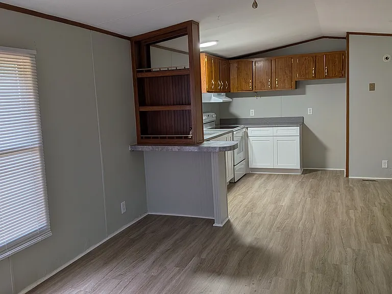 806 Wall Rd — Photo 5