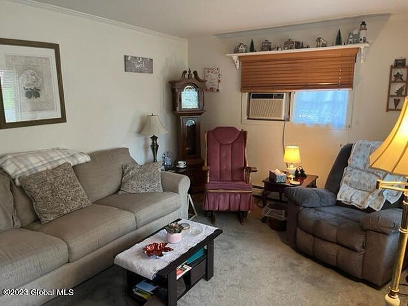 4th image of 26 bailey Avenue