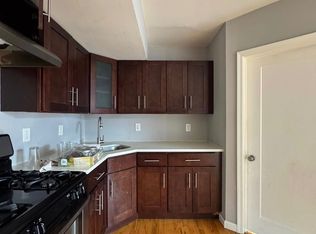 294 Hawthorne Ave #1F, Newark, NJ 07112