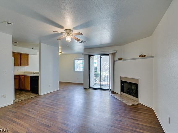 4th image of 2220 Pine Breeze Ln Unit 103
