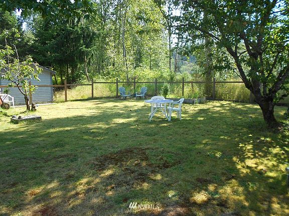 5th image of 4248 A Street SE