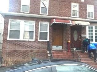 70-33 69th St, Ridgewood, NY 11385