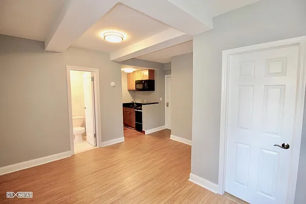 Rented by Citi Habitats | media 144