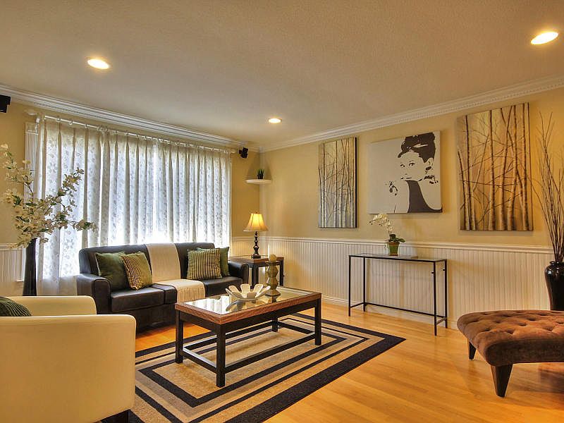 1st image of 2491 Ascot Way