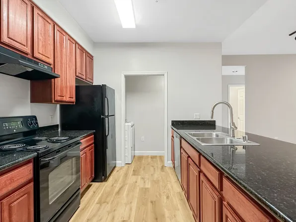1121 40th St, Emeryville, CA