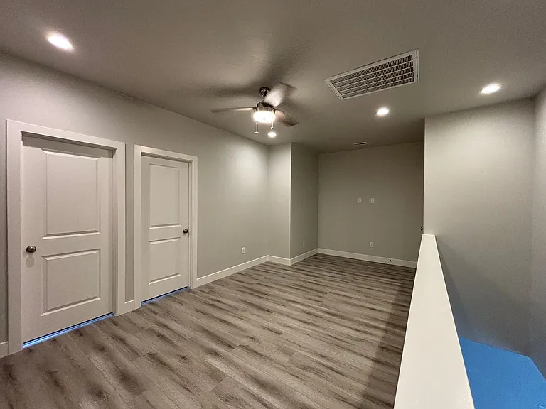 1073 S 4380 W — Photo 32