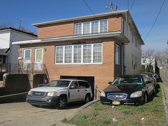 2nd image of 1425 Point Breeze Pl